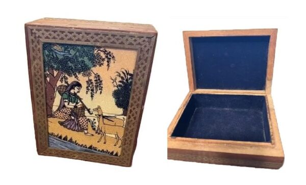 brass inlay in wood storage box with lady printed complete (1)