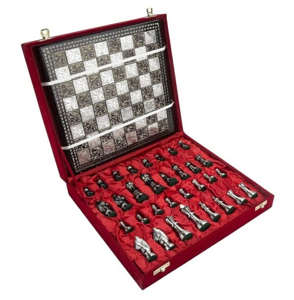 Chess piece storage box