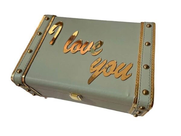 Personalized wooden box (1)